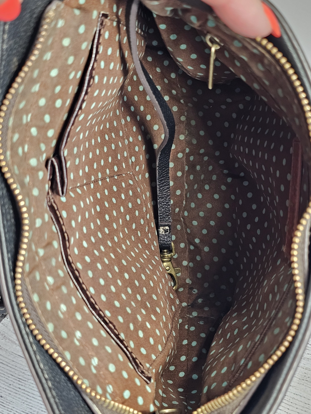 CHALA Hummingbird Crescent Crossbody Bag - Picture 10 of 13